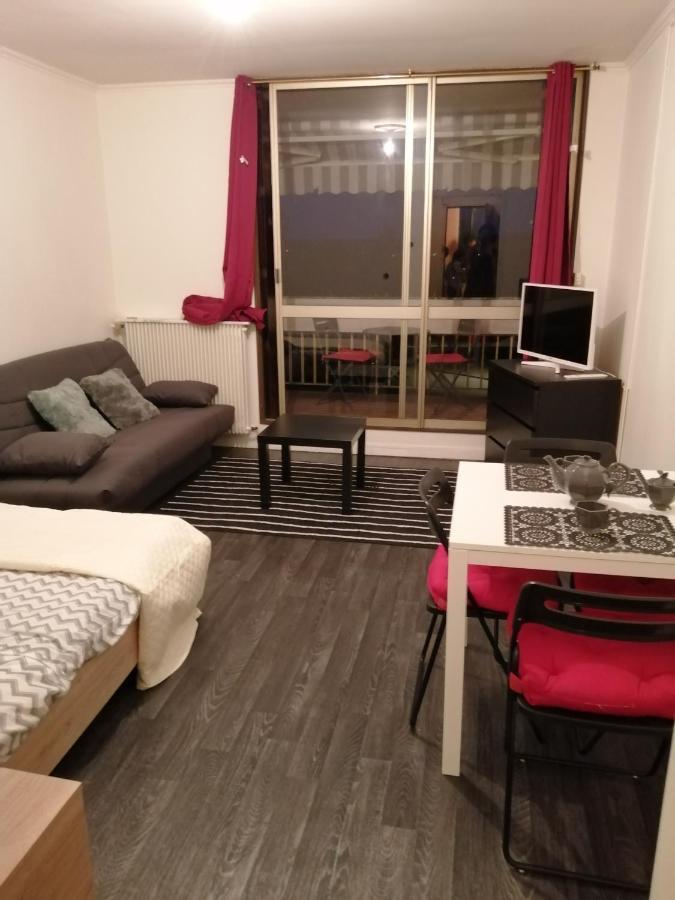 Appartement Pres De Beauval Et Des Chateaux Montrichard Exterior foto